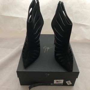 Giuseppe Zanotti Good Condition